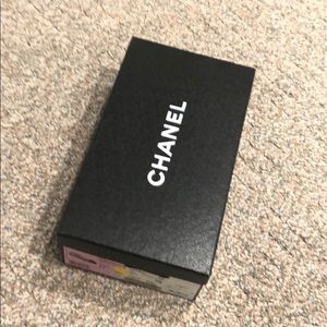 chanel shoe box